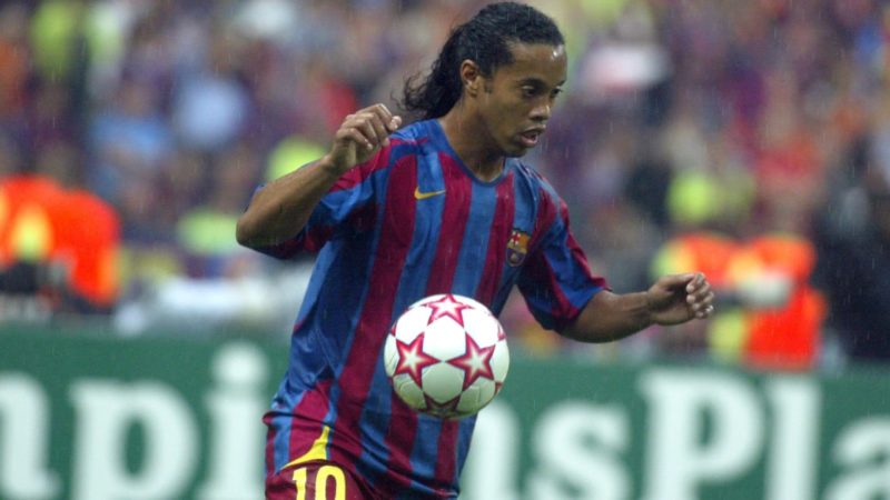« Ronaldinho plus fort que Messi ! », la déclaration qui fait jaser